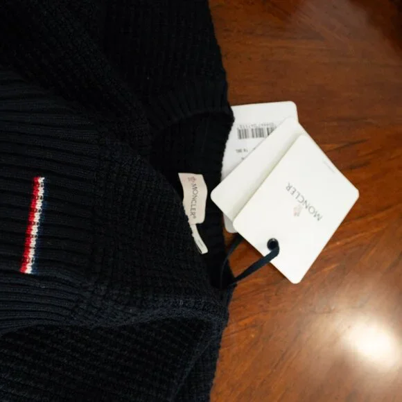 Moncler Sweater - Picture 4 of 9